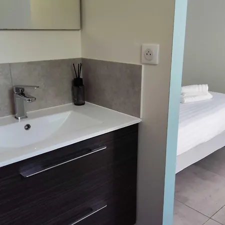度假居 House For 8 With Private Pool 莱昂