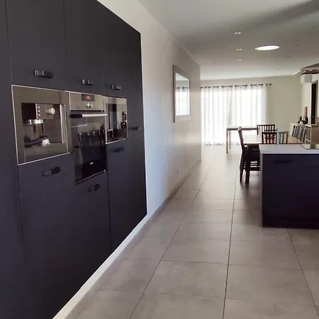 House For 8 With Private Pool * 莱昂